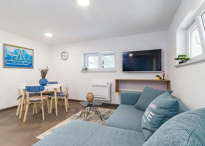 Lejlighed Tino With Free Parking Pula