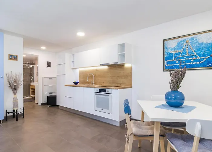 아파트 Tino With Free Parking